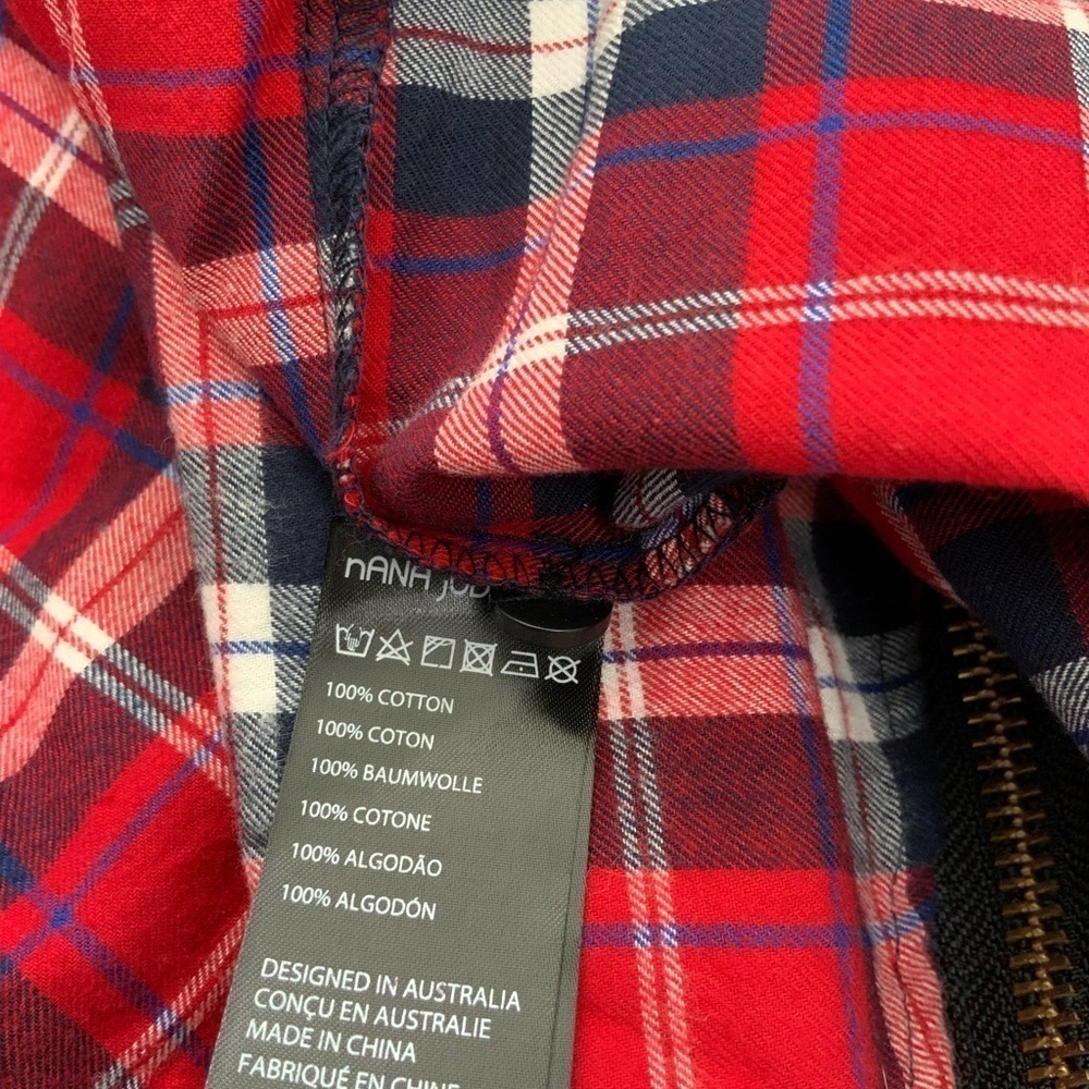nANA jUDY
Views Graphic Plaid Button-Down Shirt - Picture 3 of 10